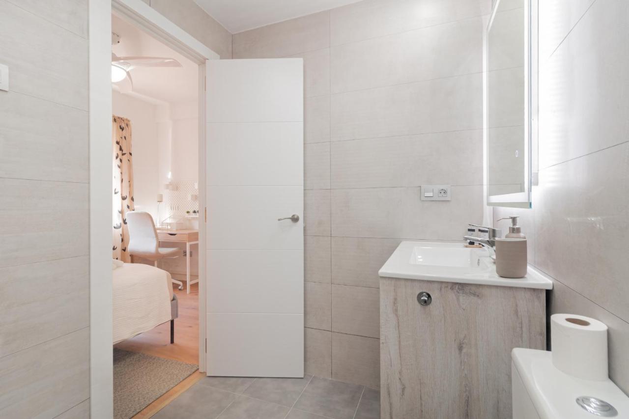 C24 Fantastic 4 Bedroom With Terrace マラガ エクステリア 写真